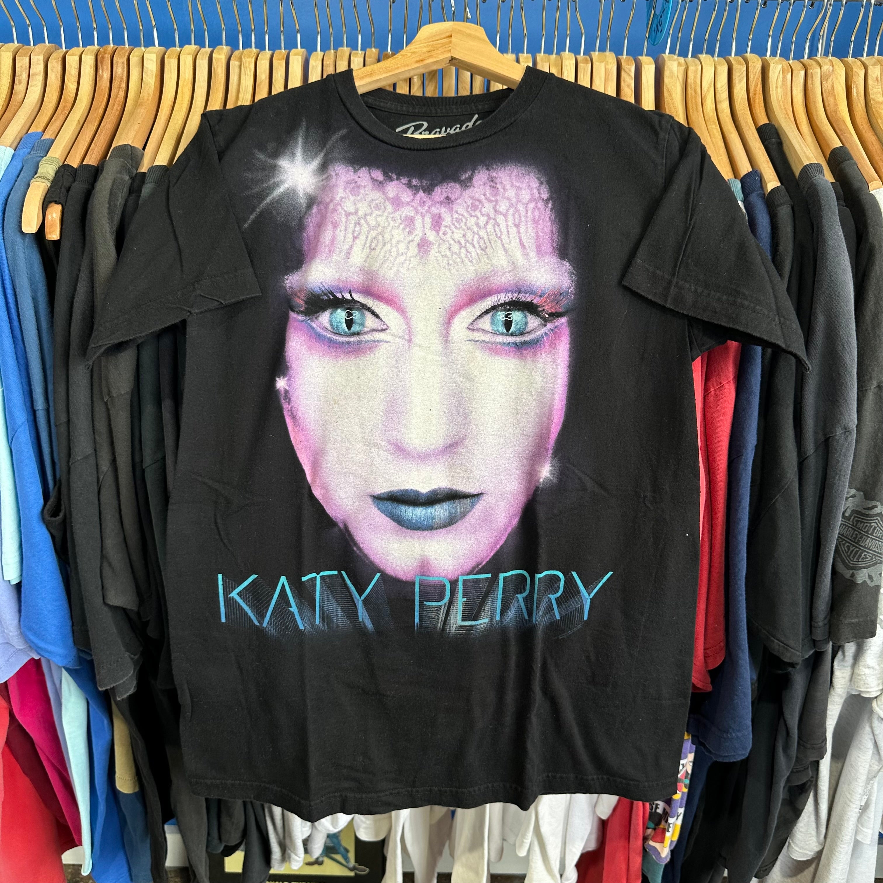 Katy Perry Ready For Abduction *Modern* T-Shirt
