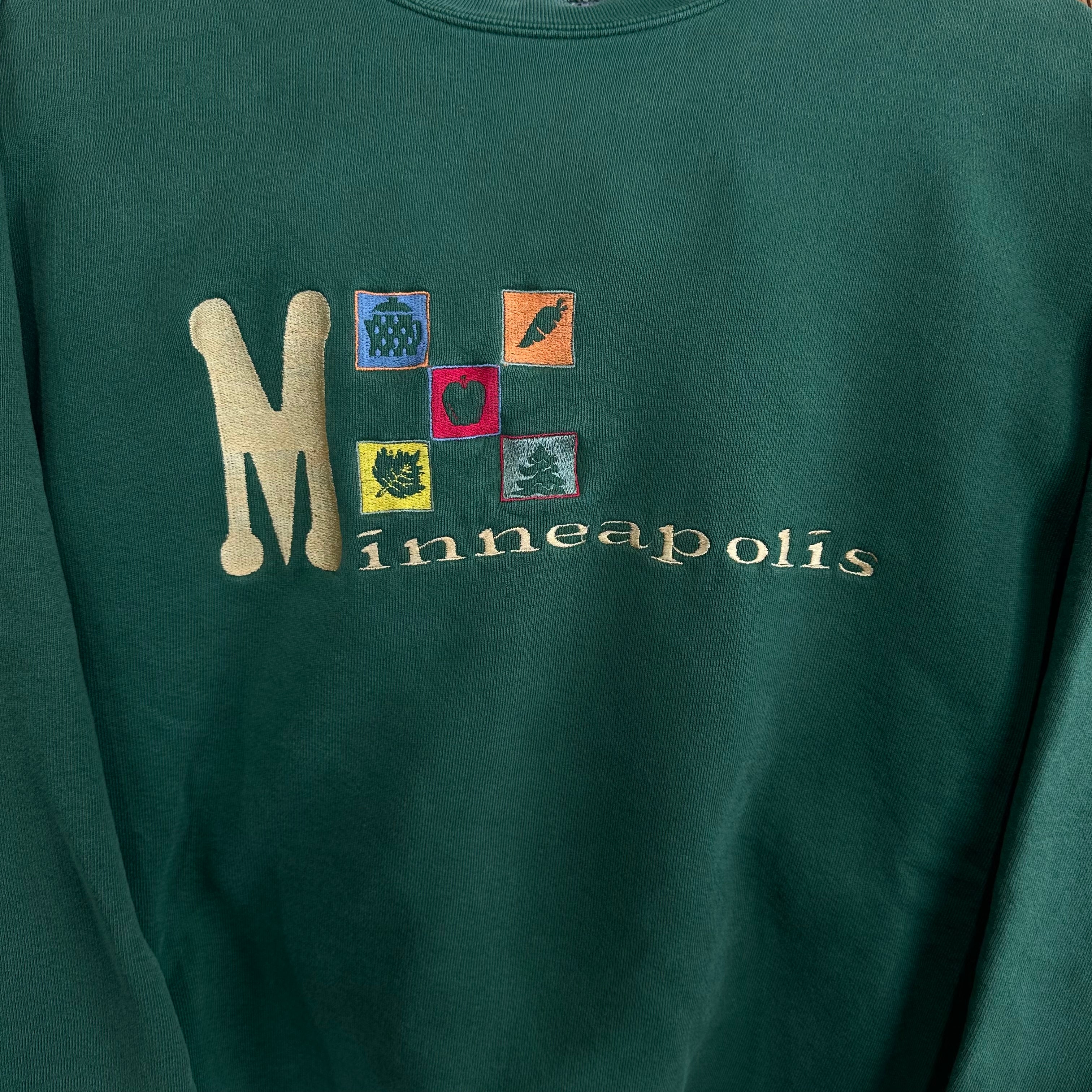 Minneapolis Embroidered Green Crewneck Sweatshirt