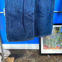 Load image into Gallery viewer, Levi’s 517 Dark Wash Denim Pants
