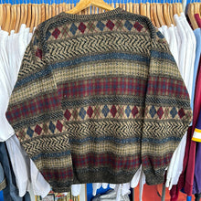 Load image into Gallery viewer, TSR Square Pattern Grandpa Sweater
