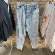 Load image into Gallery viewer, Chic Acid Wash Denim Pants
