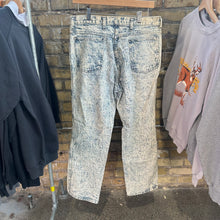 Load image into Gallery viewer, Bristol Blues Acid Wash Denim Pants
