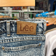 Load image into Gallery viewer, Lee Stonewashed Jean Pants
