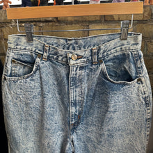 Load image into Gallery viewer, Chic Acid Wash Denim Pants
