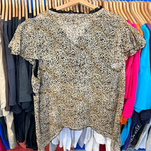 Load image into Gallery viewer, Zoey Beth Cheetah Print Femme Top
