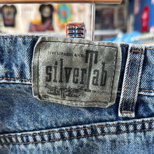 Load image into Gallery viewer, Silvertab Baggie Levi Jean Pants
