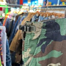 Load image into Gallery viewer, Camo Cargo Pants
