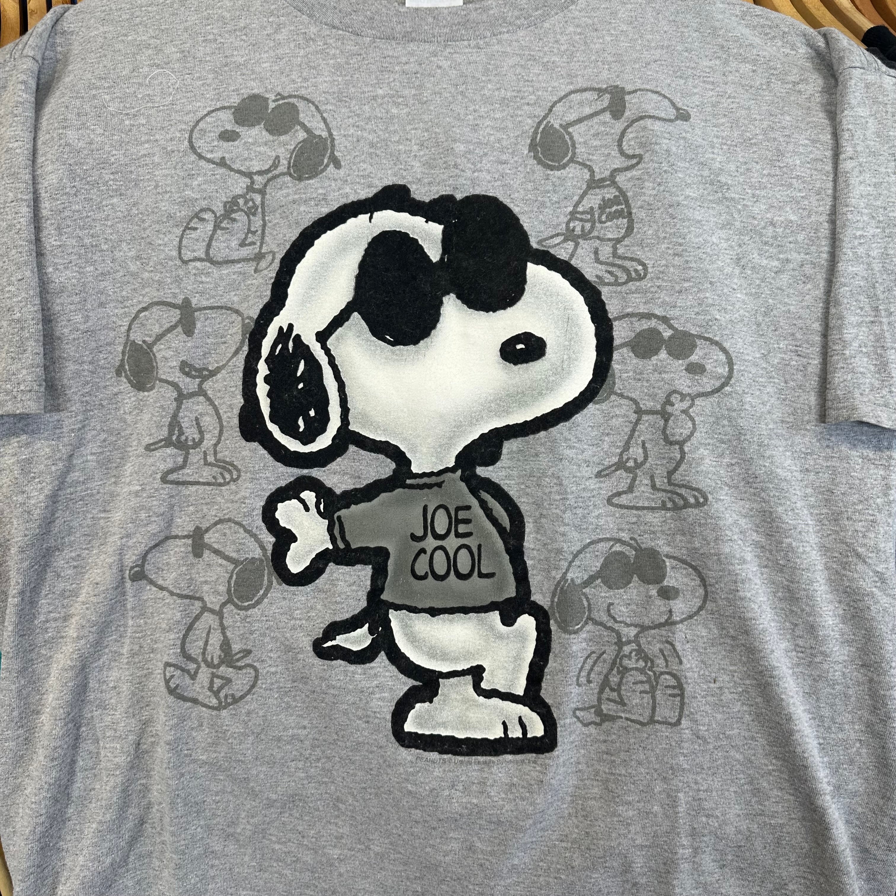 Joe Cool Snoopy Gray T-Shirt