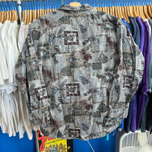Load image into Gallery viewer, Outdoor Pattern Flannel Button Up
