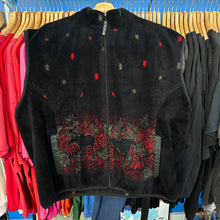 Load image into Gallery viewer, Leaves Fleece Vest
