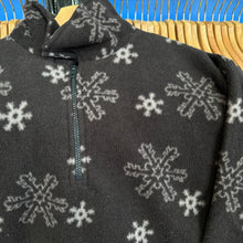 Load image into Gallery viewer, Snowflake Quarter Zip Fleece
