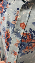 Load image into Gallery viewer, Blue &amp; Red Floral Button-Up
