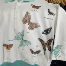 Load image into Gallery viewer, Moths Collared Sweatshirt
