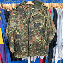 Load image into Gallery viewer, German Camo Zip Up Hoodie Jacket
