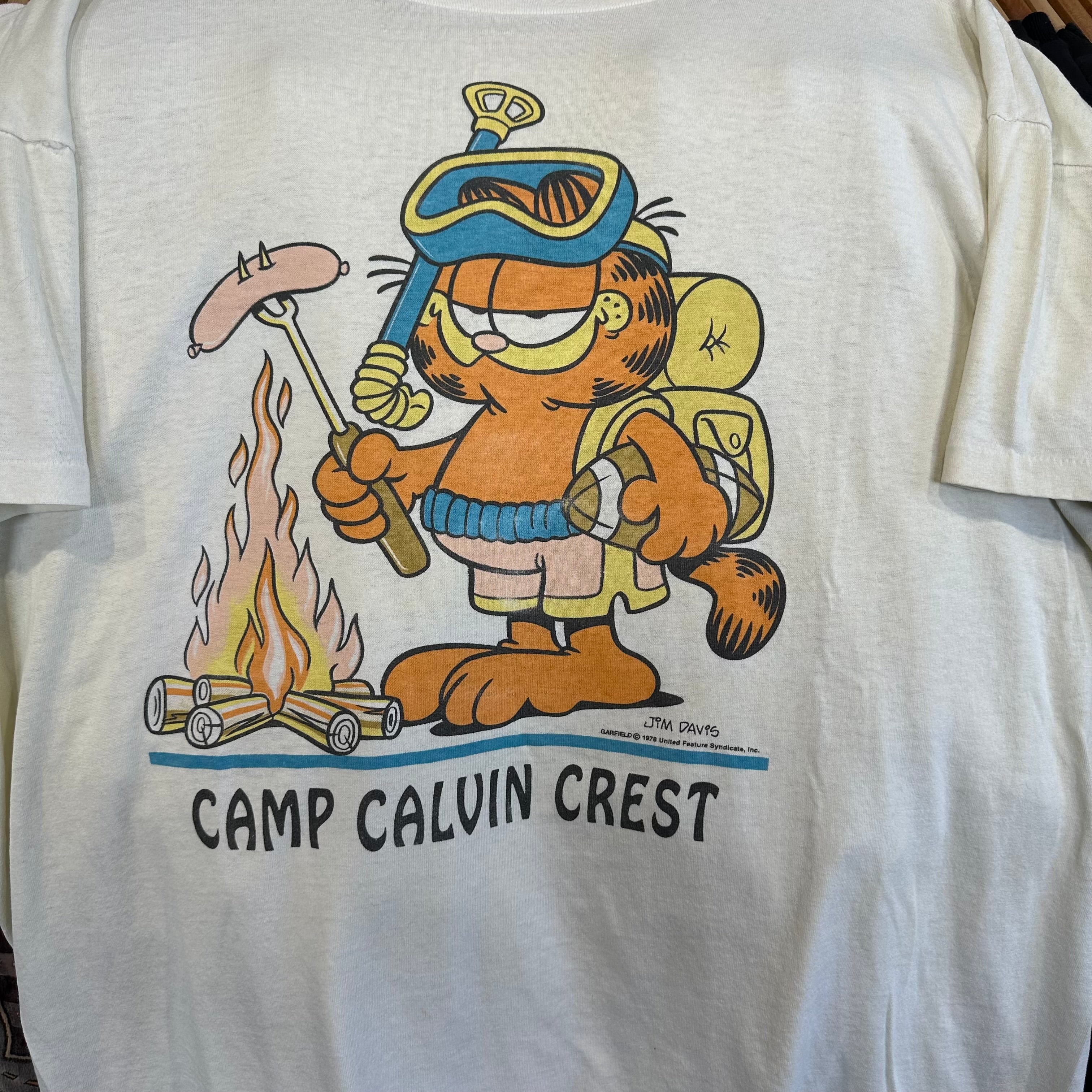 Garfield Camp Calvin Crest T-Shirt