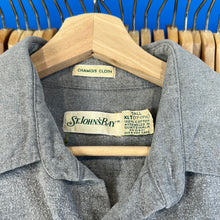 Load image into Gallery viewer, St. John’s Bay Grey Chambray Button Up
