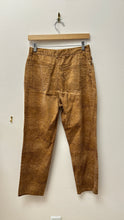 Load image into Gallery viewer, Lauren by Ralph Lauren Snake Patterned Femme Pants

