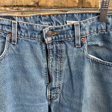 Load image into Gallery viewer, Levi’s 505 Denim Pants
