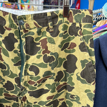 Load image into Gallery viewer, Duck Camo Lightweight Pants
