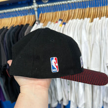 Load image into Gallery viewer, Chicago Bulls Hat
