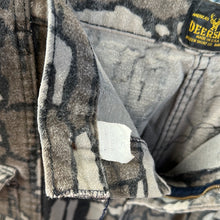 Load image into Gallery viewer, Rebark Camo Pants
