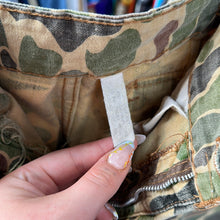 Load image into Gallery viewer, Saf-T-bak Duck Camo Utility Pants
