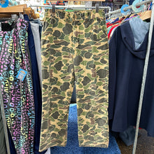 Load image into Gallery viewer, Saf-T-bak Duck Camo Utility Pants
