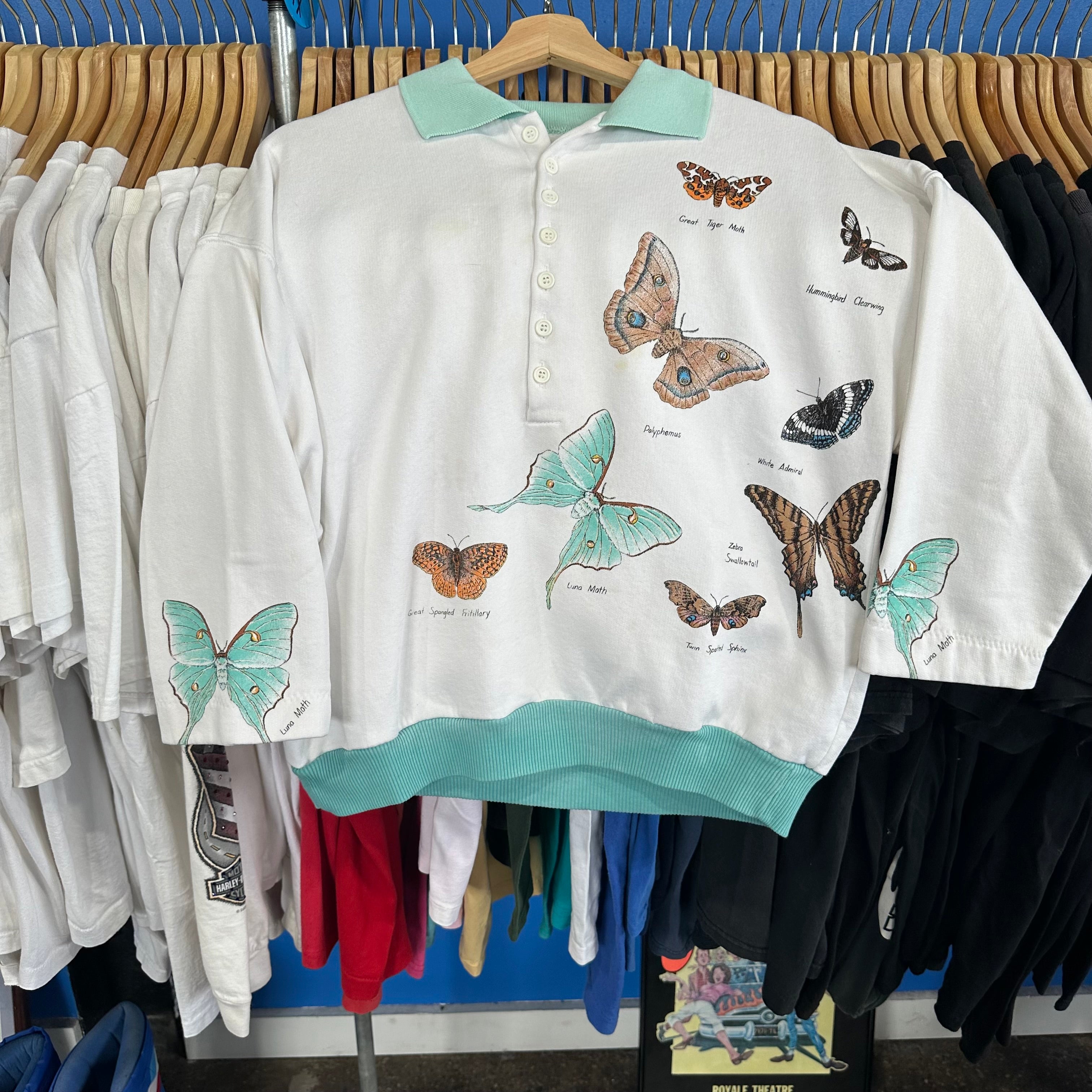 Moths Collared Sweatshirt
