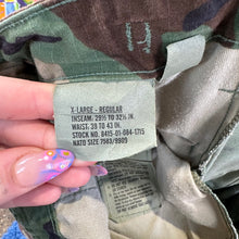Load image into Gallery viewer, Camo Cargo Pants
