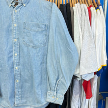 Load image into Gallery viewer, Gap Denim Chambray Button Up
