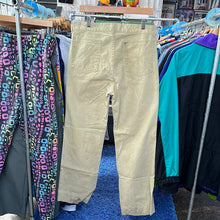 Load image into Gallery viewer, New Man Khaki Pants
