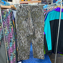 Load image into Gallery viewer, Walls Tree Bark Camo Pants
