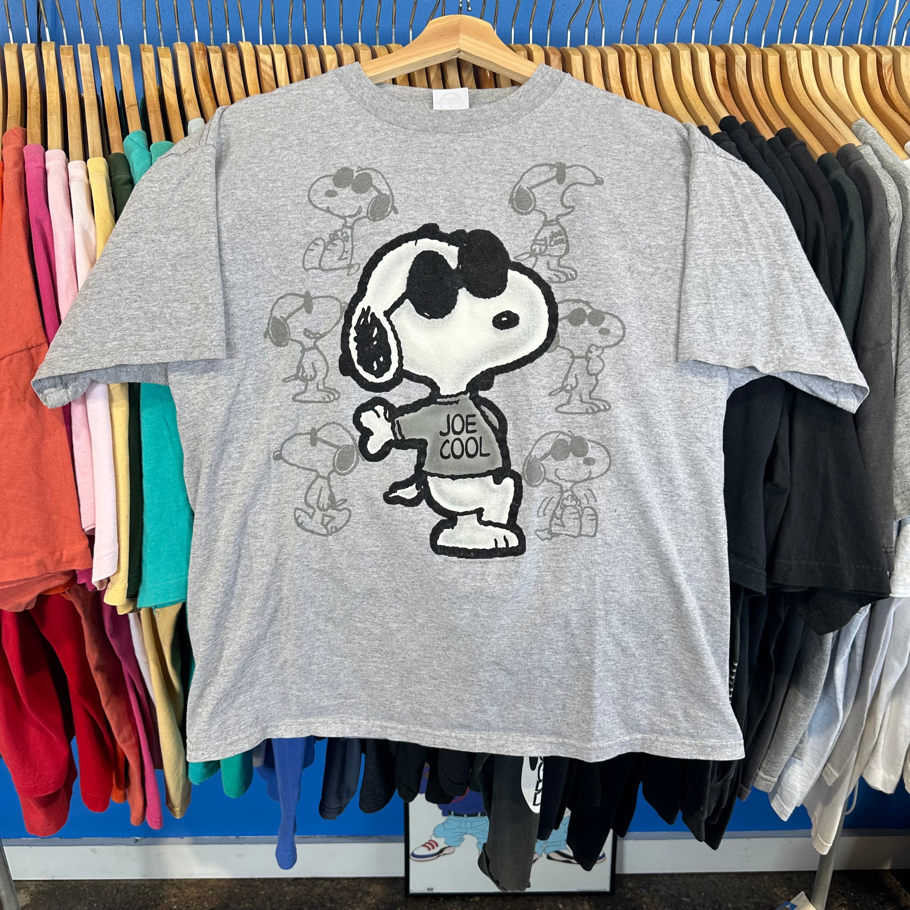 Joe Cool Snoopy Gray T-Shirt