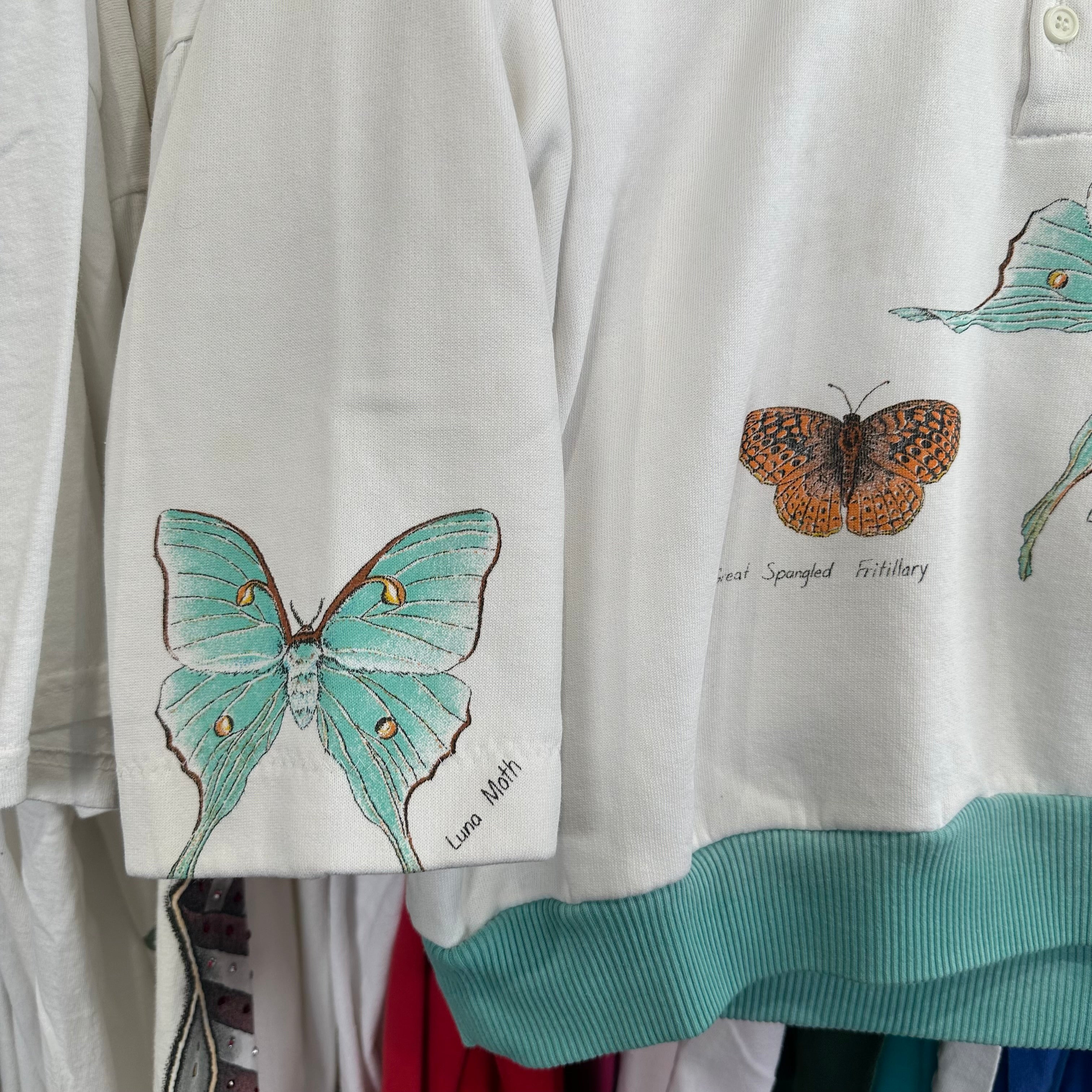 Moths Collared Sweatshirt