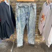 Load image into Gallery viewer, Gitano Acid Wash Denim Pants
