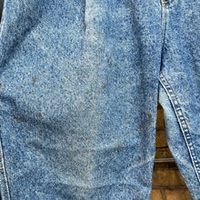 Load image into Gallery viewer, Lee Pleated Waist Denim Pants
