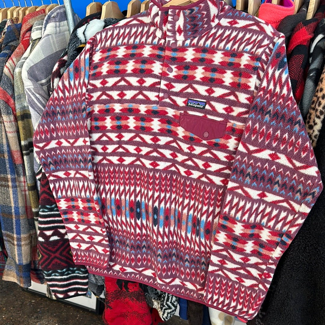 Patagonia Reds and Teal Pattern Fleece