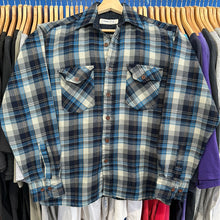 Load image into Gallery viewer, Lumberjack Flannel Button Up
