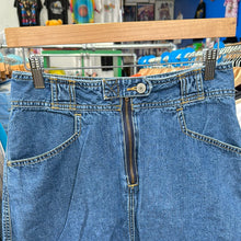 Load image into Gallery viewer, Espirt Jean Skirt
