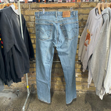 Load image into Gallery viewer, Levi’s 505 Denim Pants

