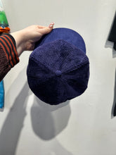 Load image into Gallery viewer, Saloman Corduroy Hat
