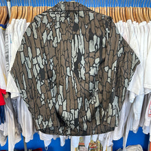 Load image into Gallery viewer, Rebark Camo Winchester Hunting Button Up
