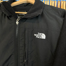 Load image into Gallery viewer, North Face Quarter Zip Fleece
