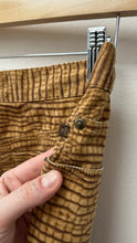 Load image into Gallery viewer, Lauren by Ralph Lauren Snake Patterned Femme Pants
