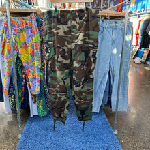 Load image into Gallery viewer, Camo Cargo Pants
