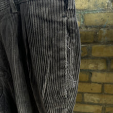 Load image into Gallery viewer, Brown Corduroy Pants
