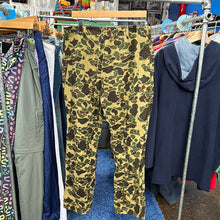 Load image into Gallery viewer, Duck Camo Lightweight Pants
