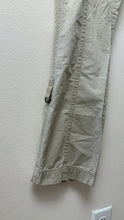 Load image into Gallery viewer, SO Y2K Khaki Carpenter Capri Femme Pants
