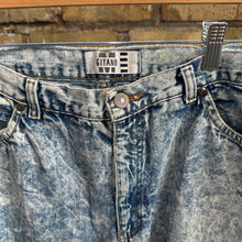 Load image into Gallery viewer, Gitano Acid Wash Denim Pants
