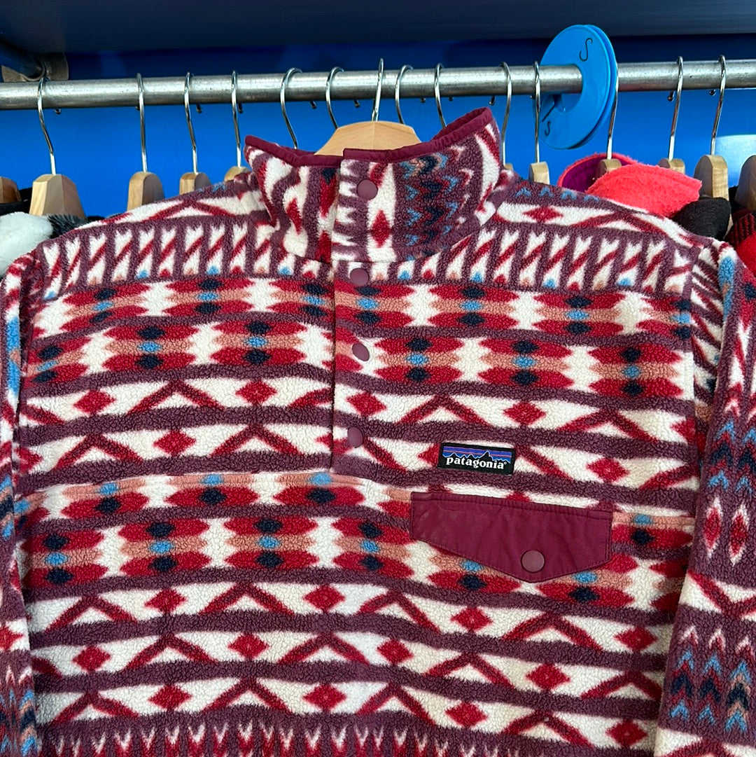 Patagonia Reds and Teal Pattern Fleece